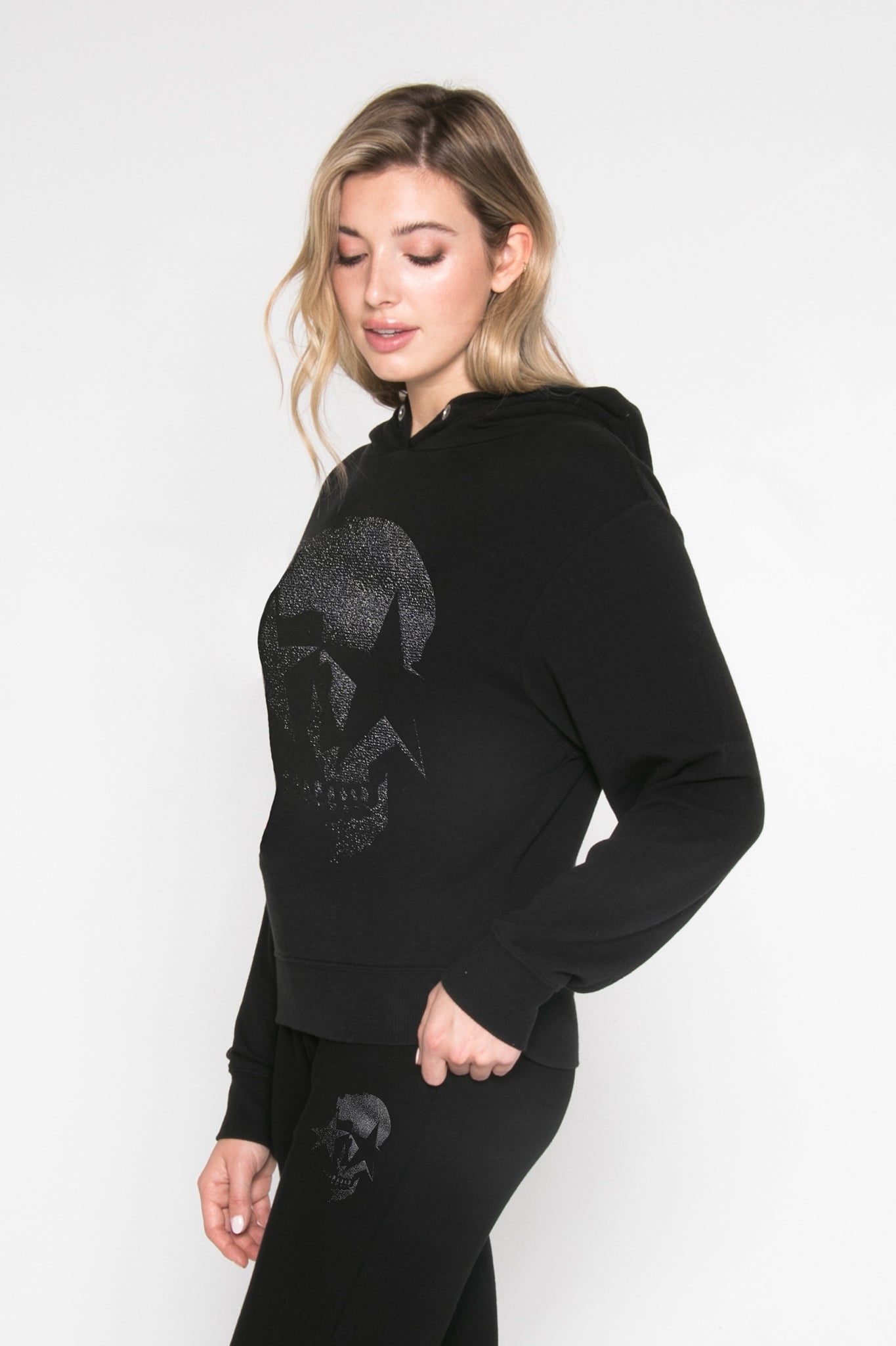 Vague Vibe Skull Hoodie Sweatshirt