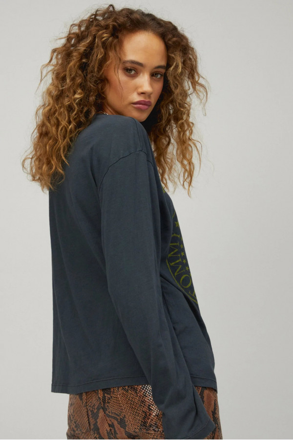 Nuance Crest Crewneck