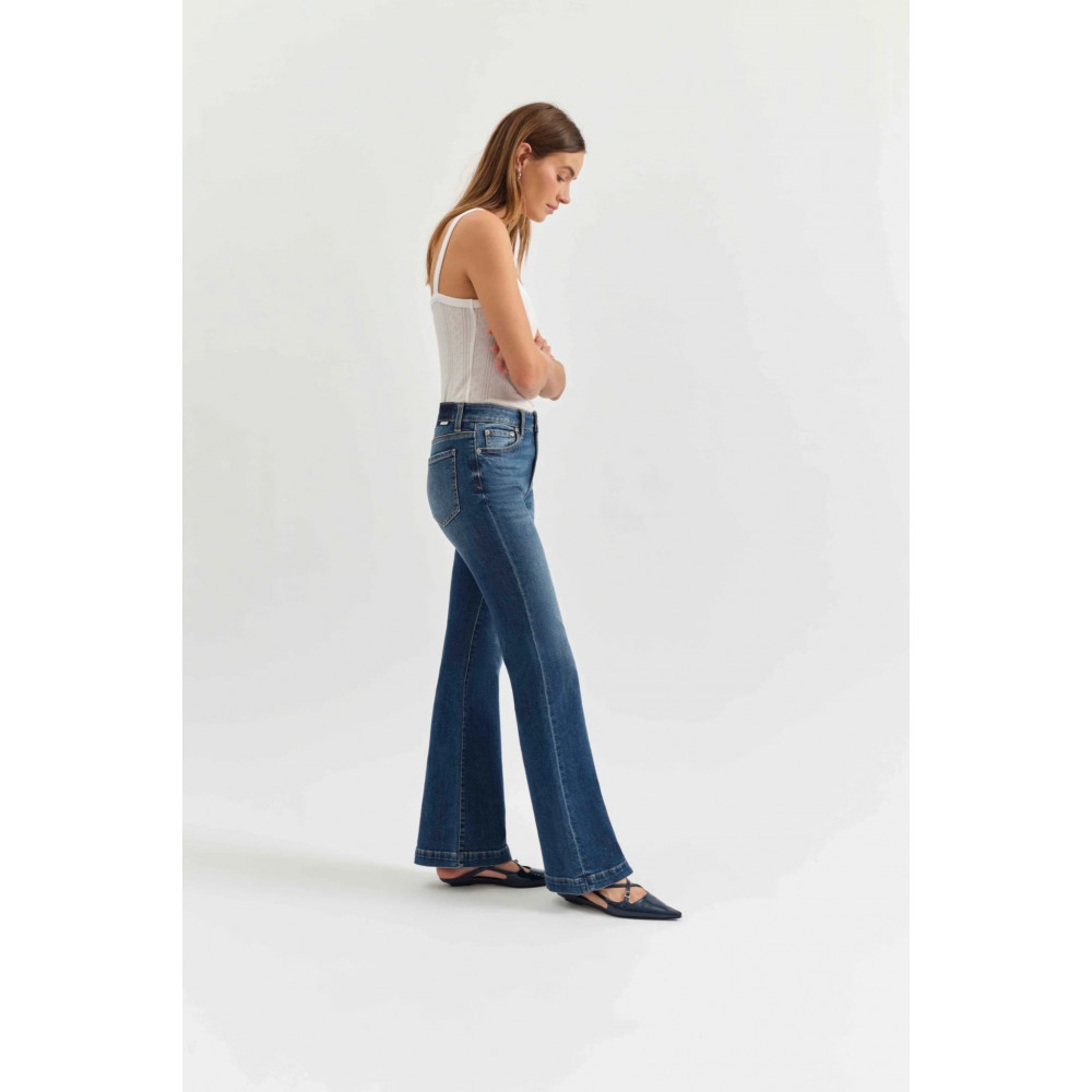 Symmetry Flare Jean