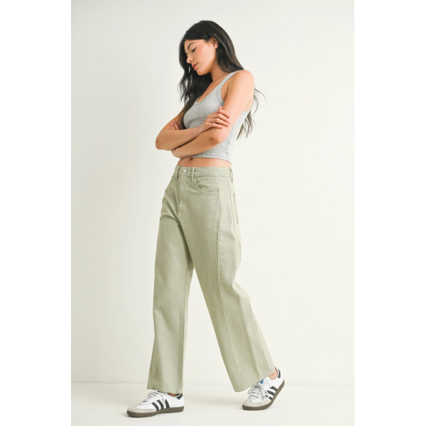 Veiled Symmetry Twist Jean