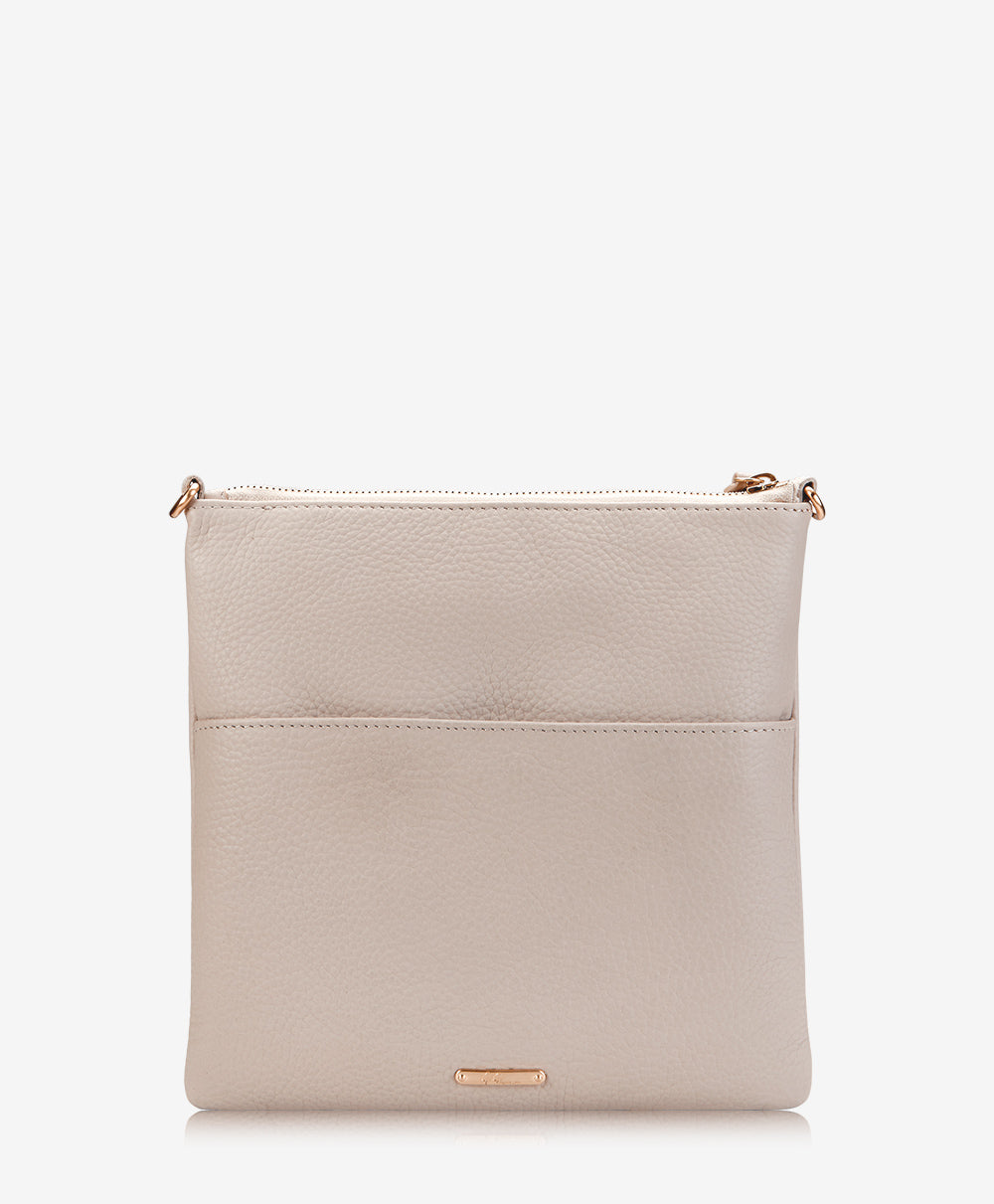 Lucente Messenger Bag