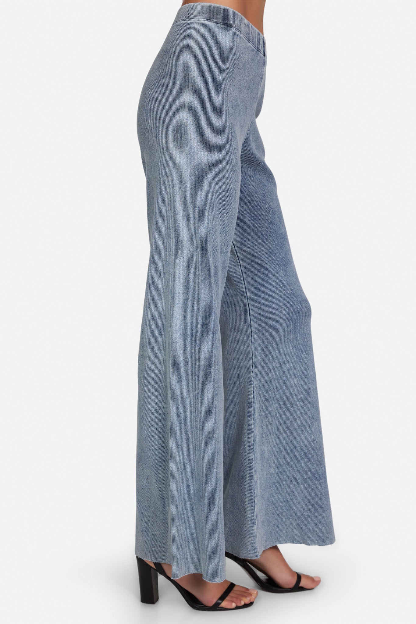 Zafiro Glow Rib Denim Flare Pant