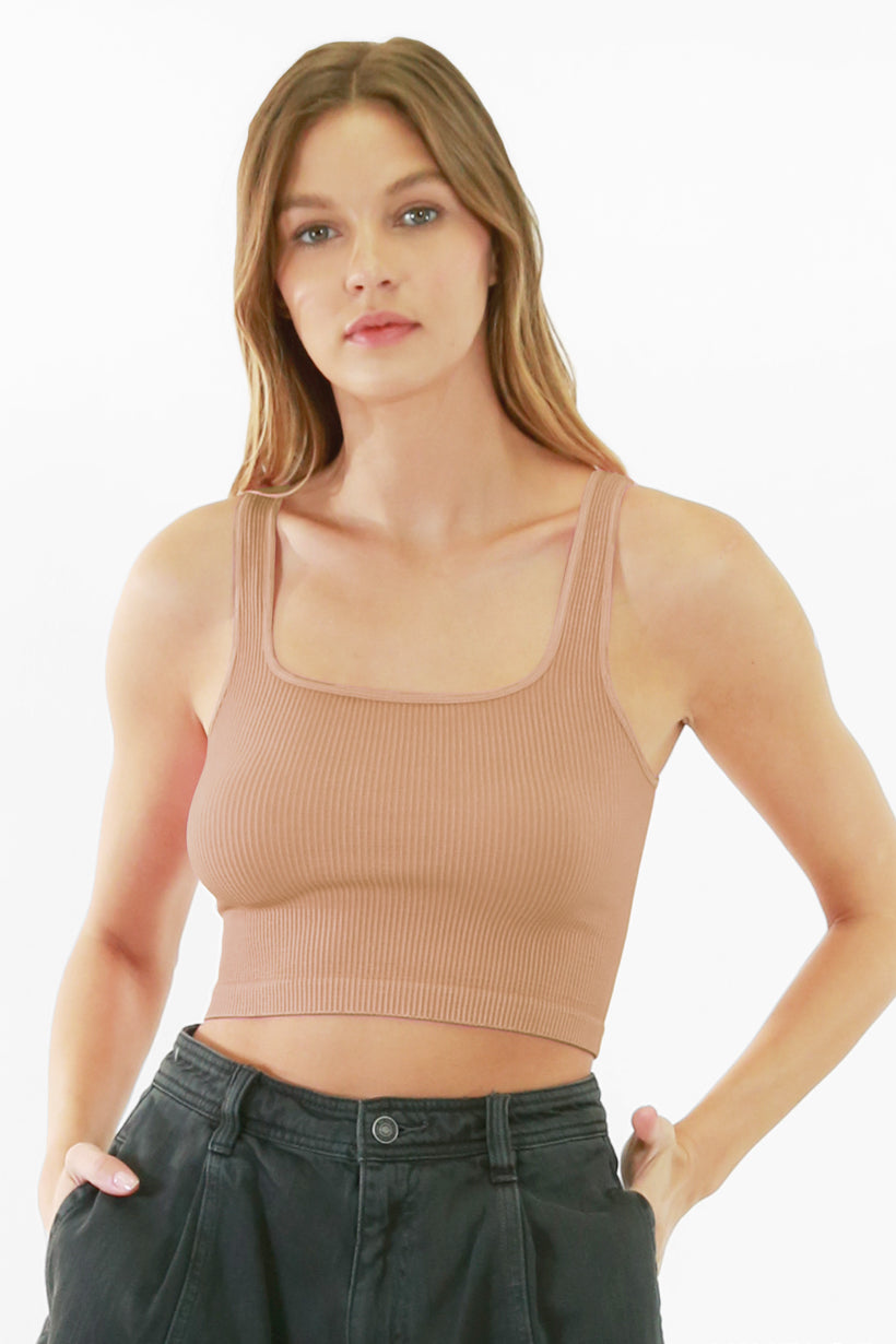 Eternel Echo Neck Vintage Tank