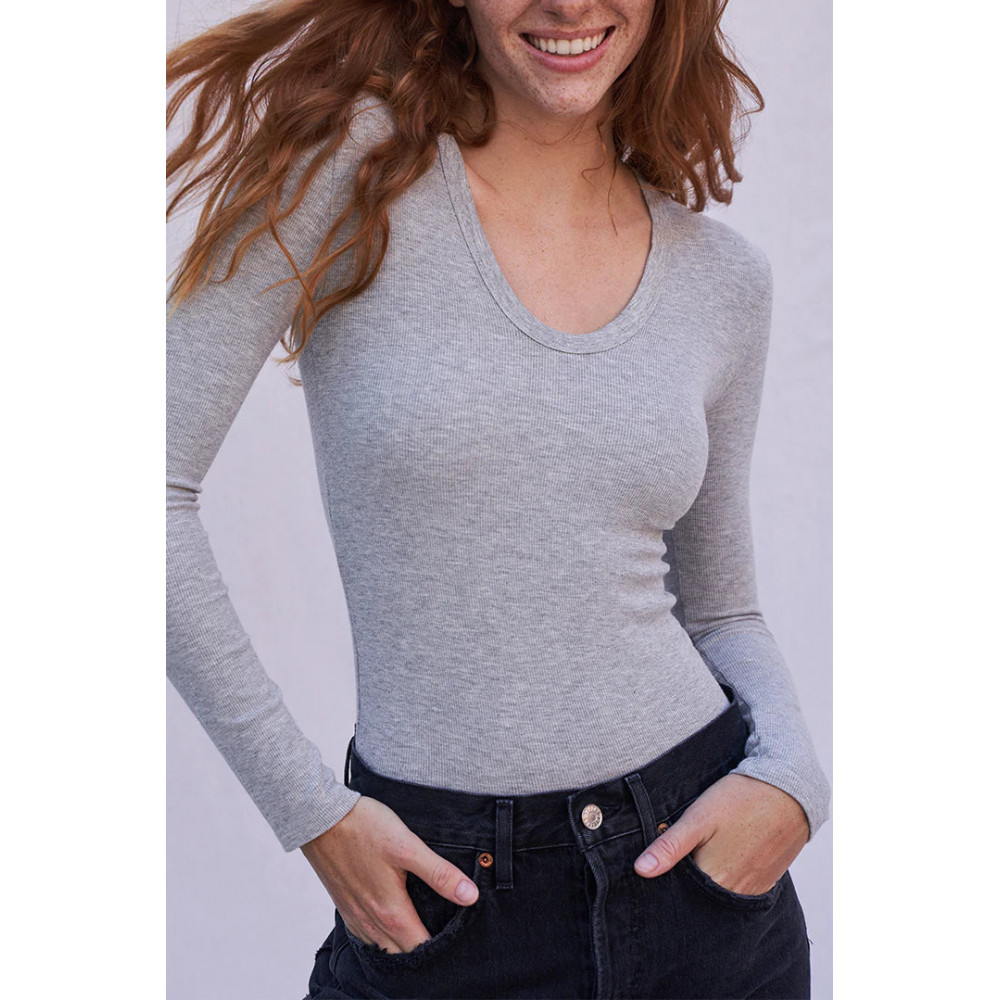Rayon Soleil U Neck