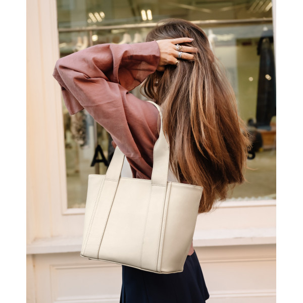 Esmeralda Tote