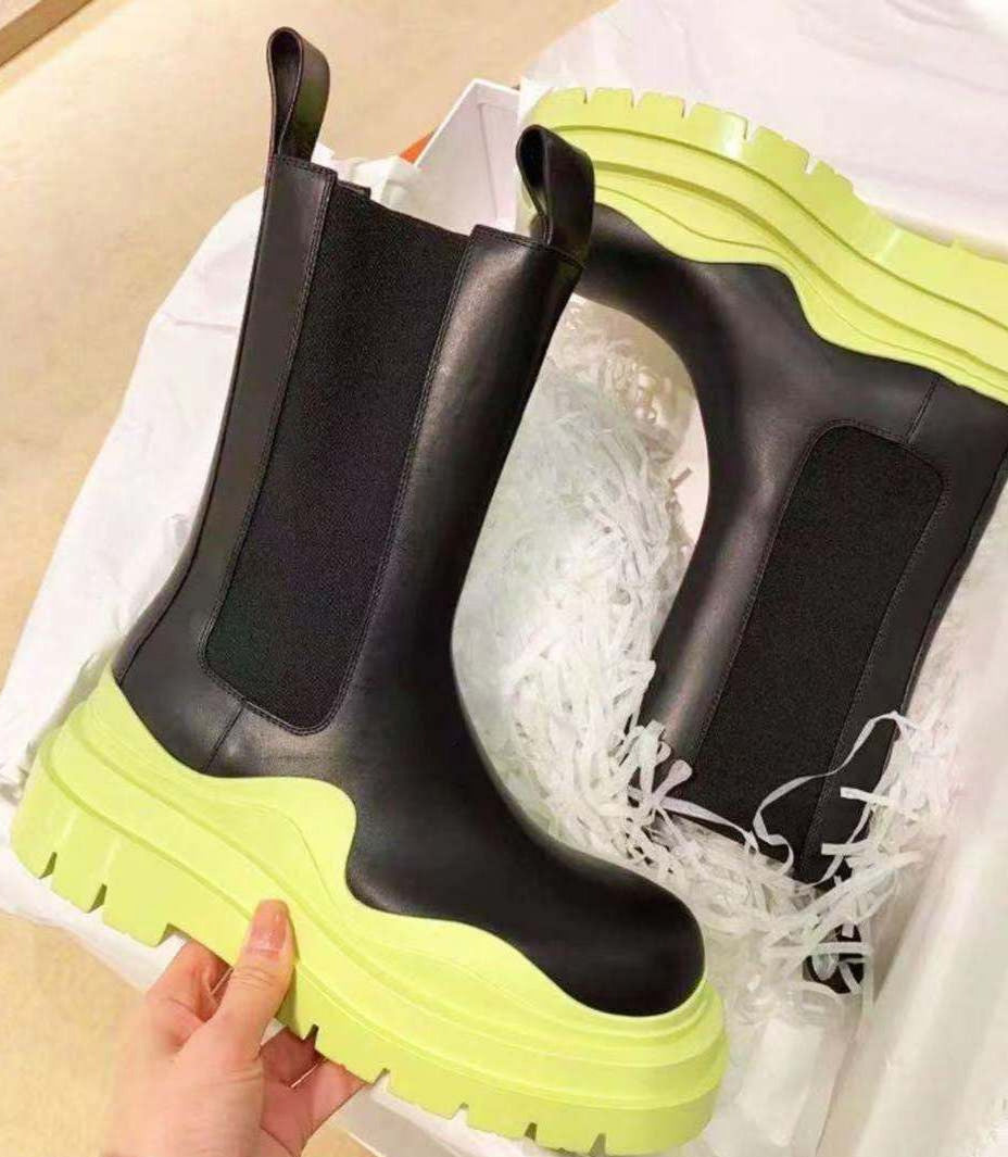 Nebula Tone Trendy Chelsea