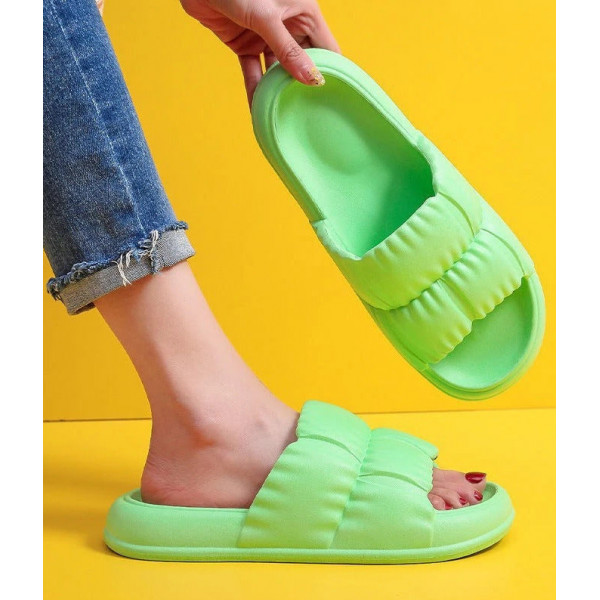 Cruise Brise Slippers